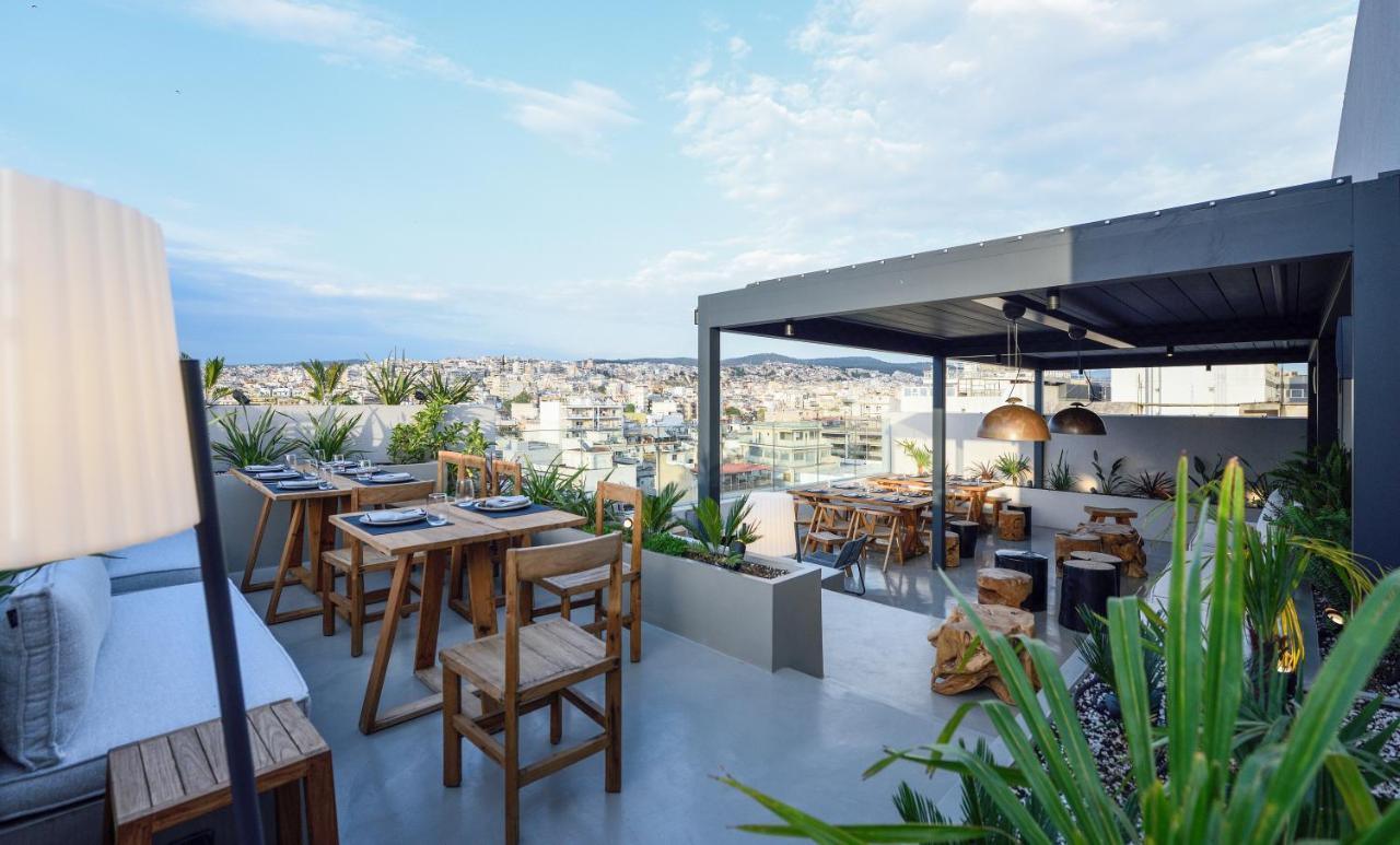 Onoma Hotel 塞萨洛尼基 外观 照片 Rooftop bar in Athens