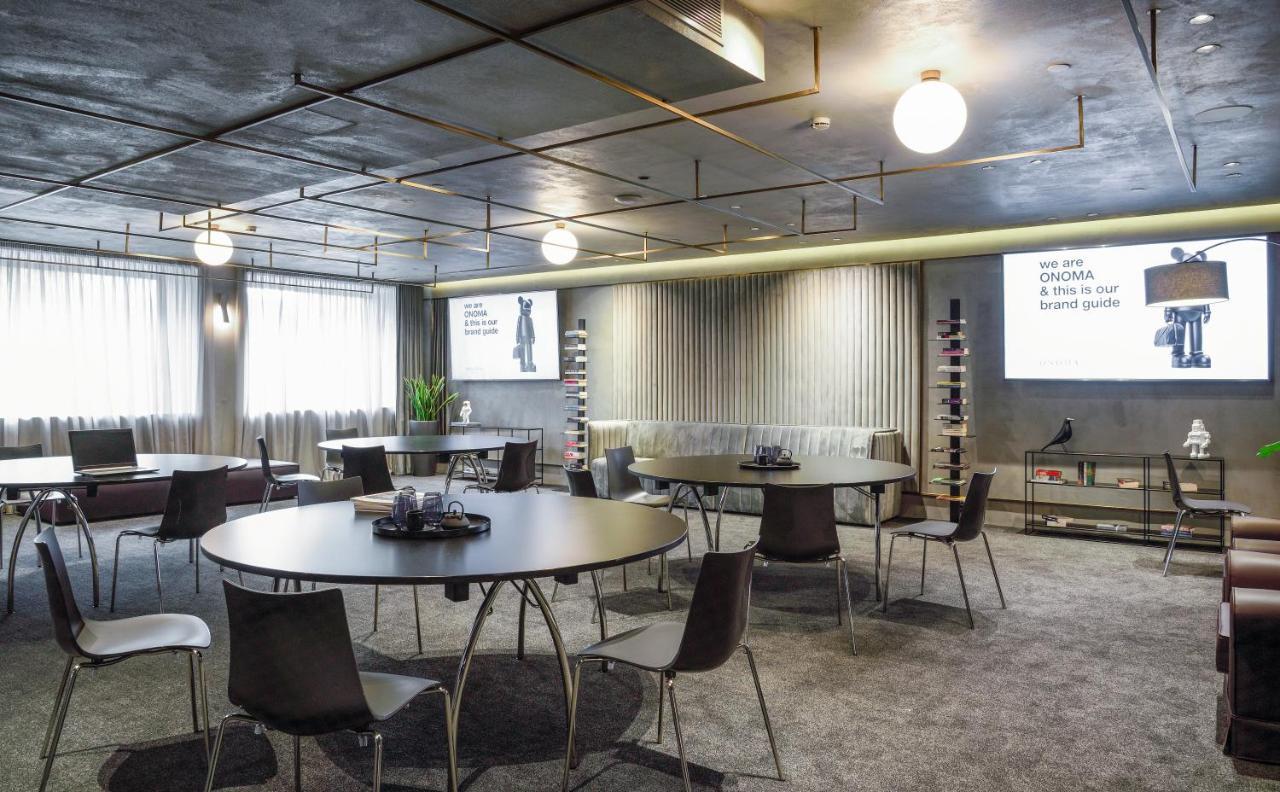 Onoma Hotel 塞萨洛尼基 外观 照片 The library