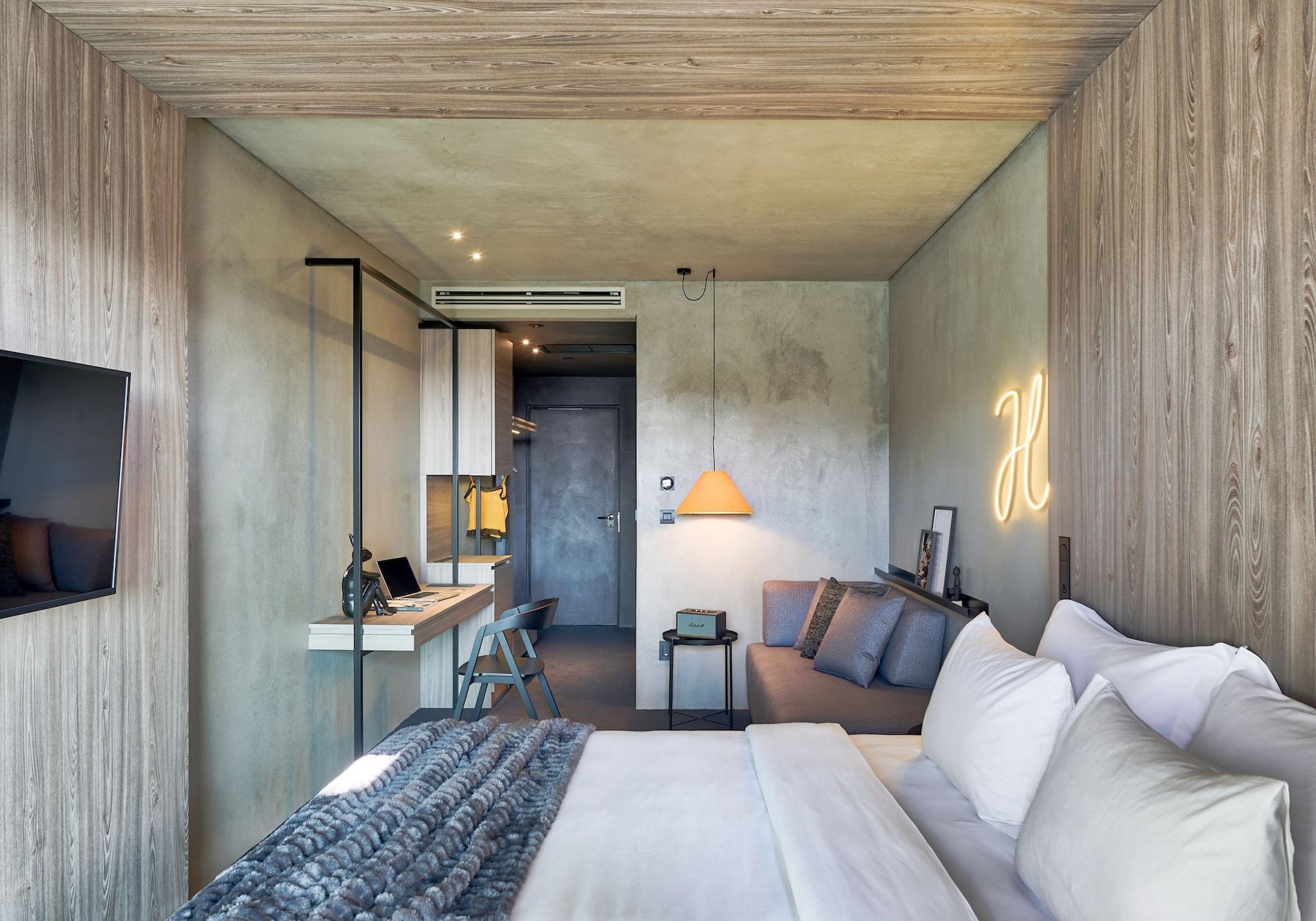 Onoma Hotel 塞萨洛尼基 外观 照片 A room at the hotel