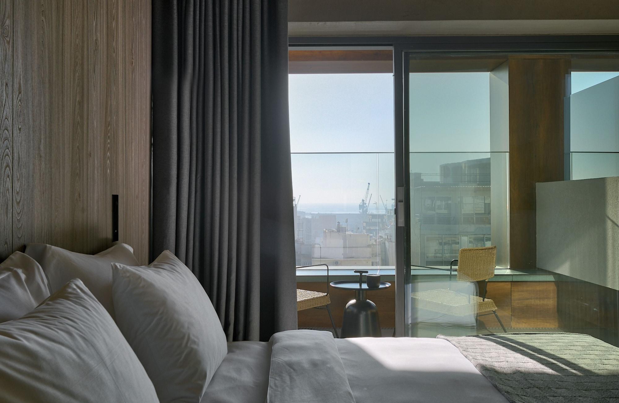Onoma Hotel 塞萨洛尼基 外观 照片 A room at the hotel