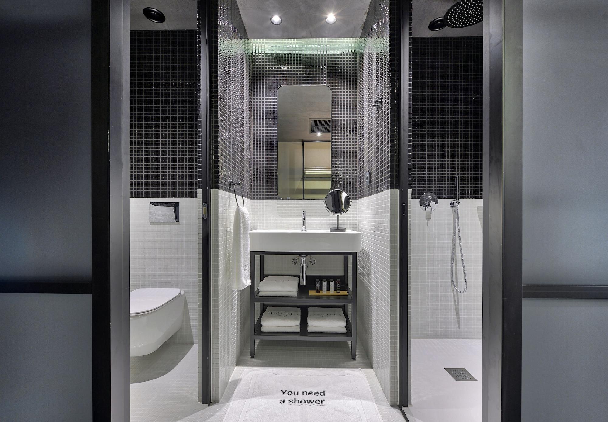 Onoma Hotel 塞萨洛尼基 外观 照片 Bathroom